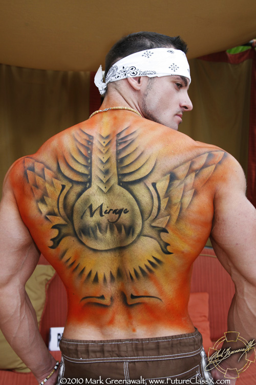 Body builder Sergio with Mirage Logo airbrushed
